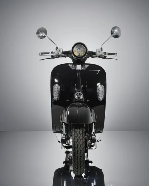 Evess elmoped på Instagram